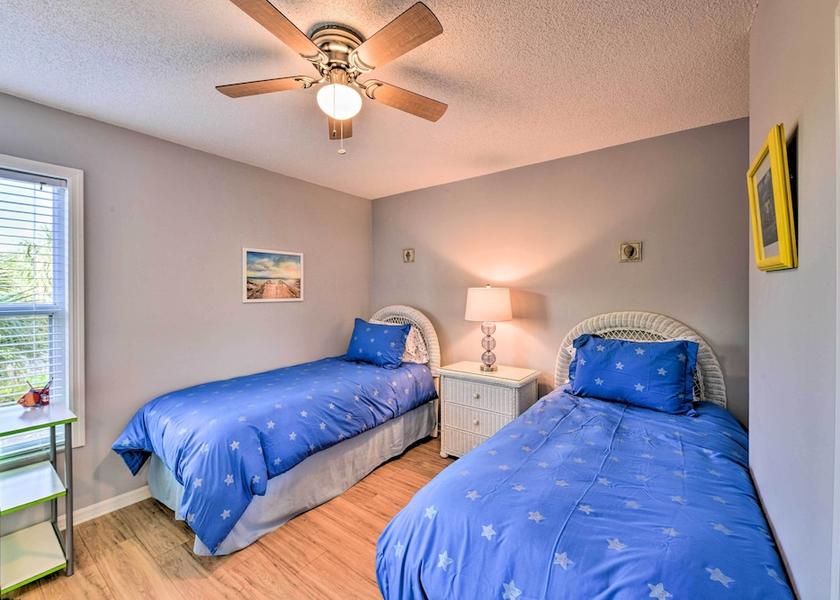 Florida Holmes Beach Interior Entrance