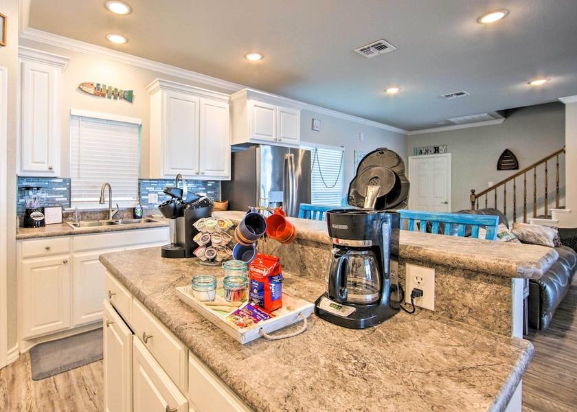 Texas Mabank Interior Entrance