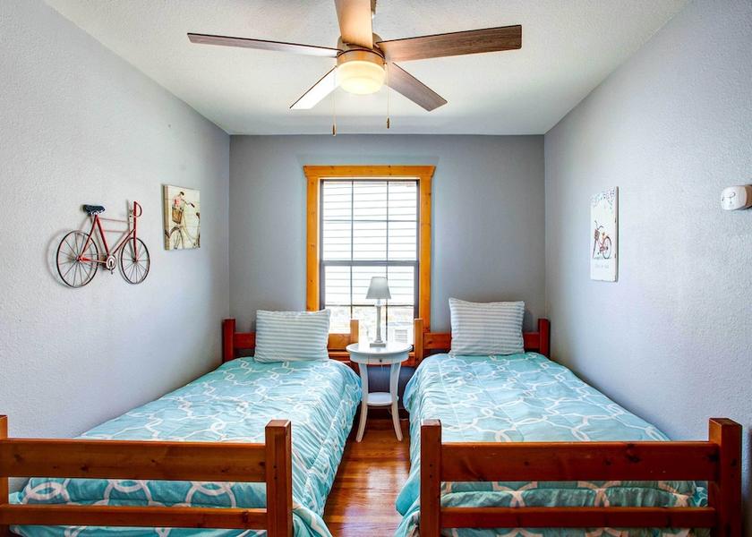 Texas Mabank Interior Entrance