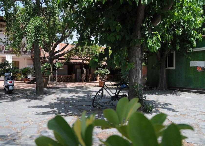 Sicily Calatabiano Property Grounds