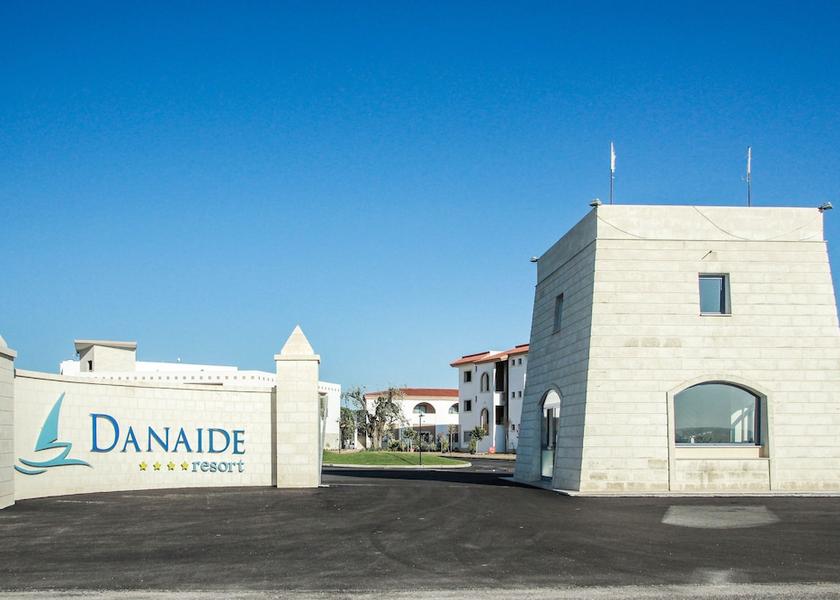 Basilicata Scanzano Jonico Entrance