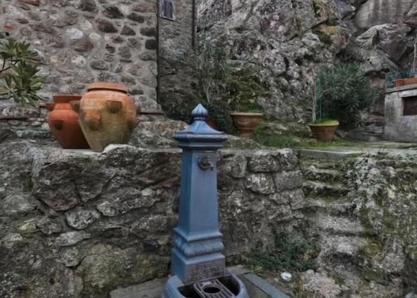 Tuscany Roccastrada Exterior Detail