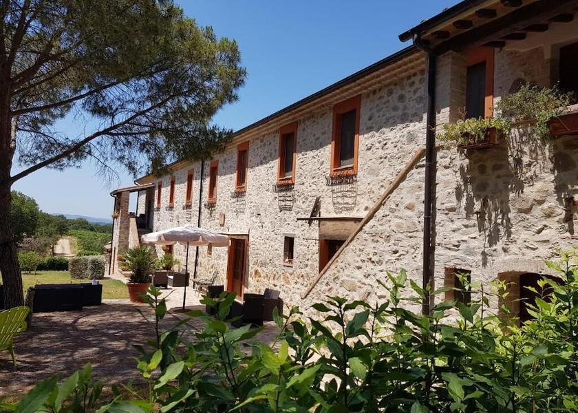 Tuscany Roccastrada Exterior Detail