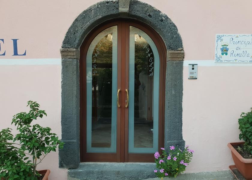 Sicily Leni Entrance