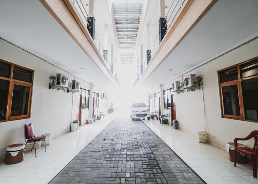  Sewon Exterior Detail