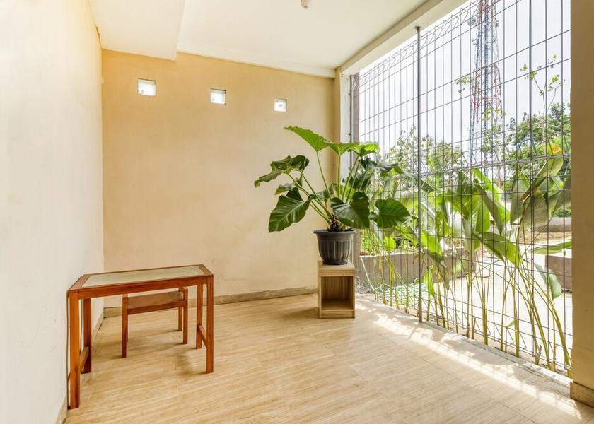  Sewon Interior Entrance