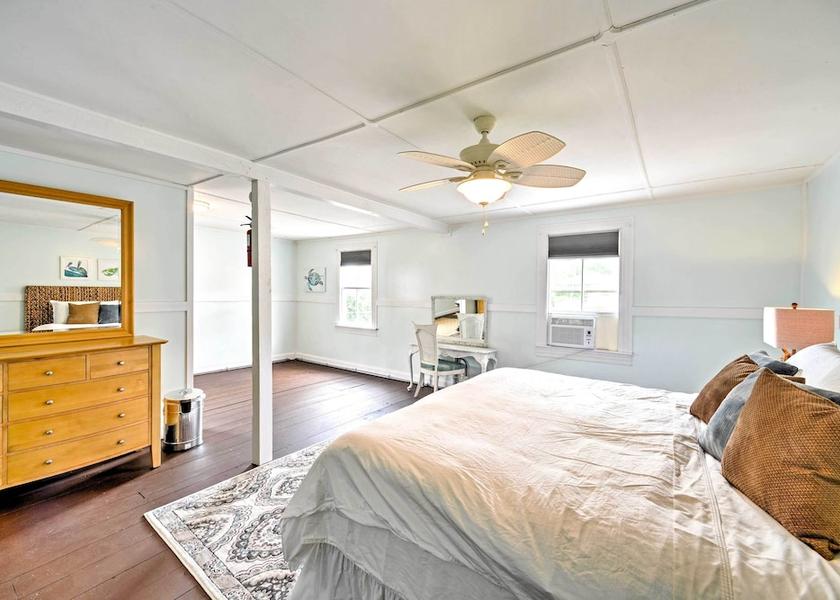 North Carolina Swansboro Interior Entrance