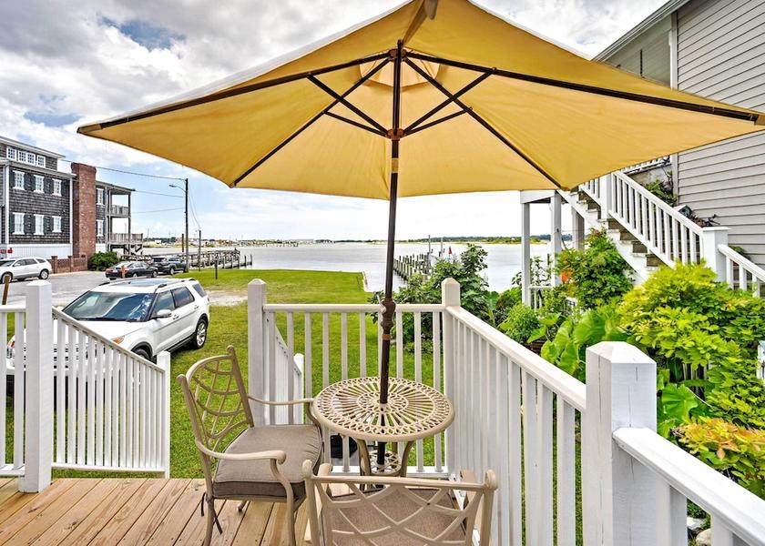 North Carolina Swansboro Primary image