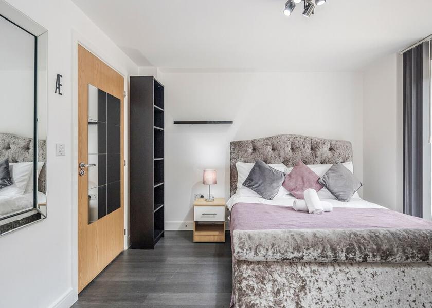 England Romford Room