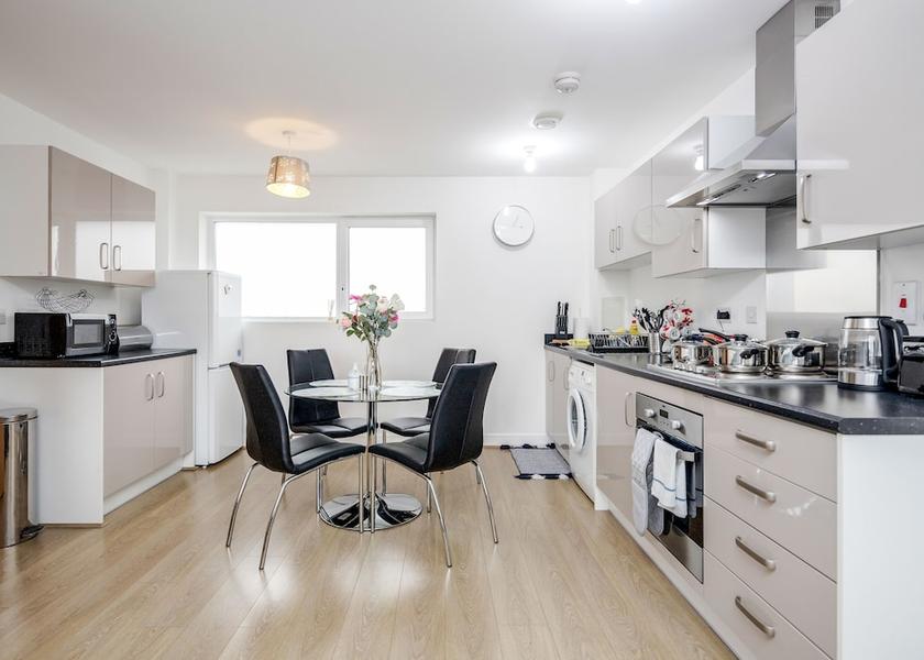 England Romford Kitchen