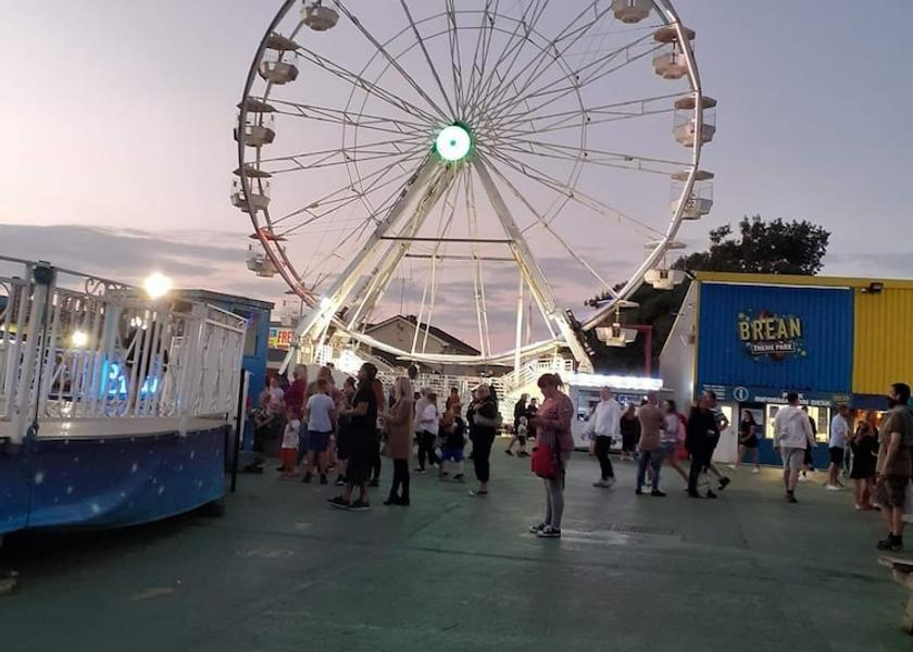 England Burnham-on-Sea Exterior Detail