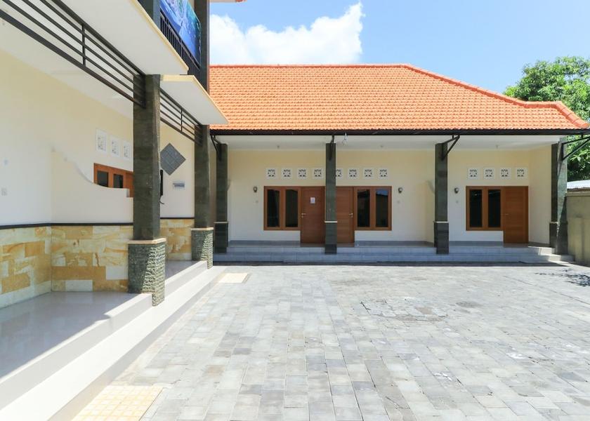 Bali Batubulan Facade