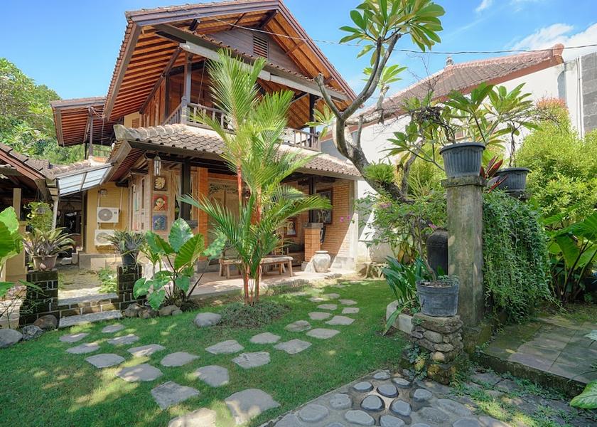 Bali Batubulan Facade