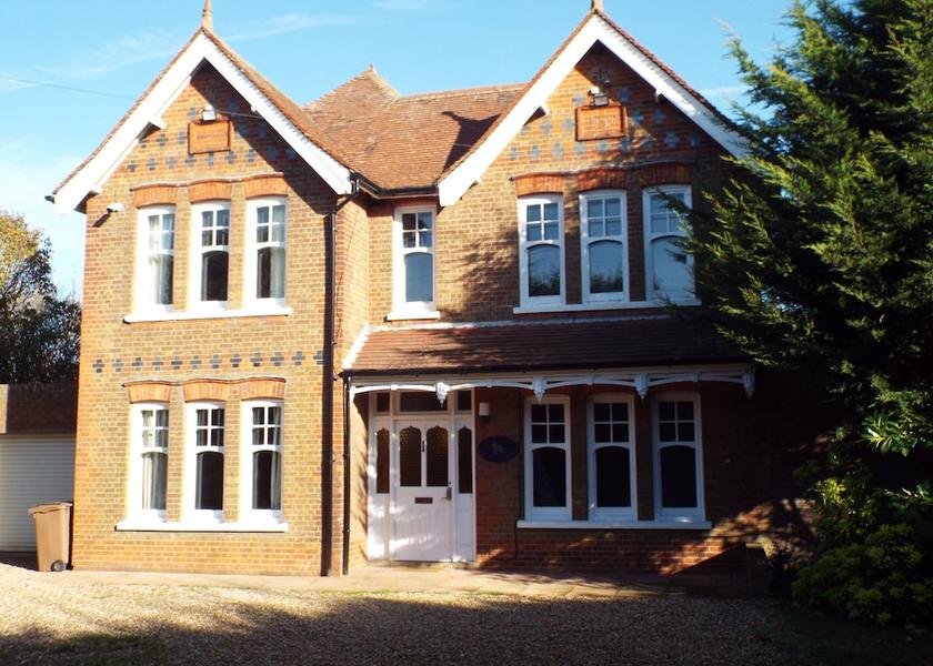 England Baldock Exterior Detail