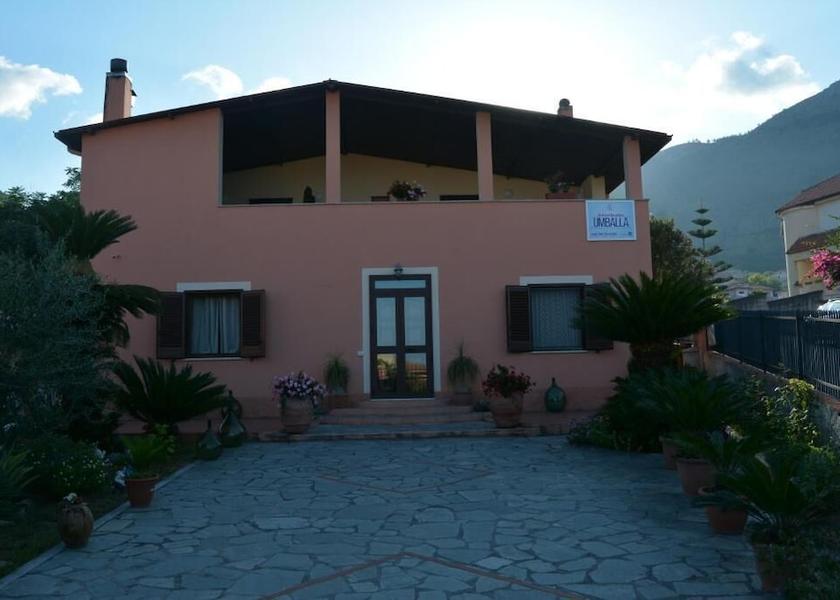 Calabria Praia a Mare Exterior Detail
