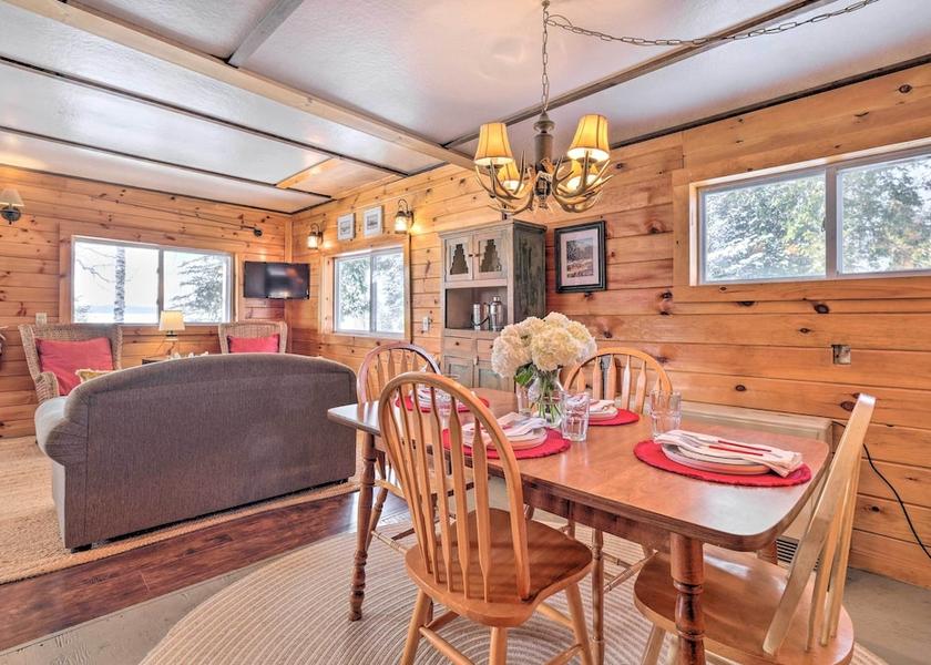 Maine Rangeley Interior Entrance