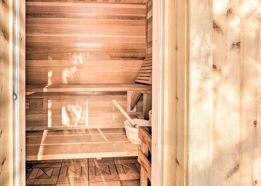 Maine Rangeley Interior Entrance