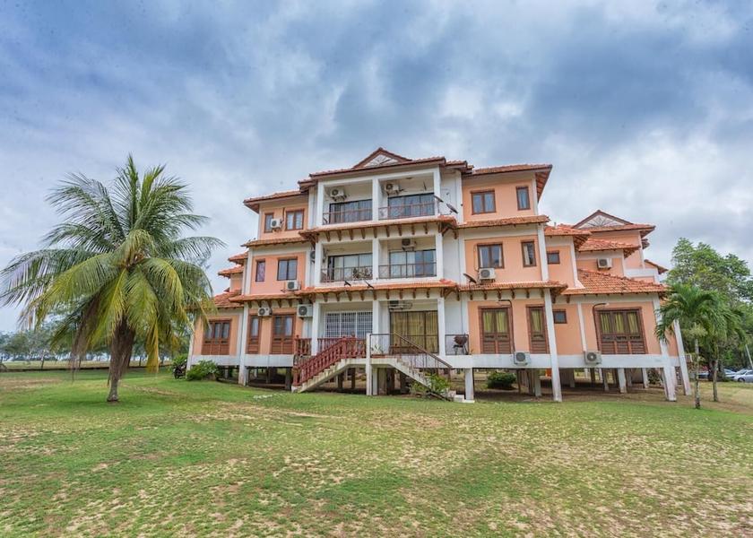 Kemaman Kijal Exterior Detail