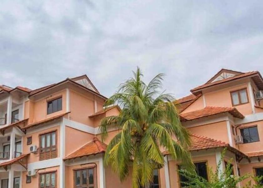 Kemaman Kijal Exterior Detail