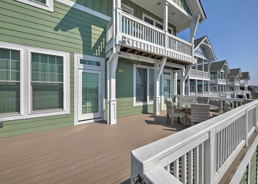 North Carolina Manteo Interior Entrance