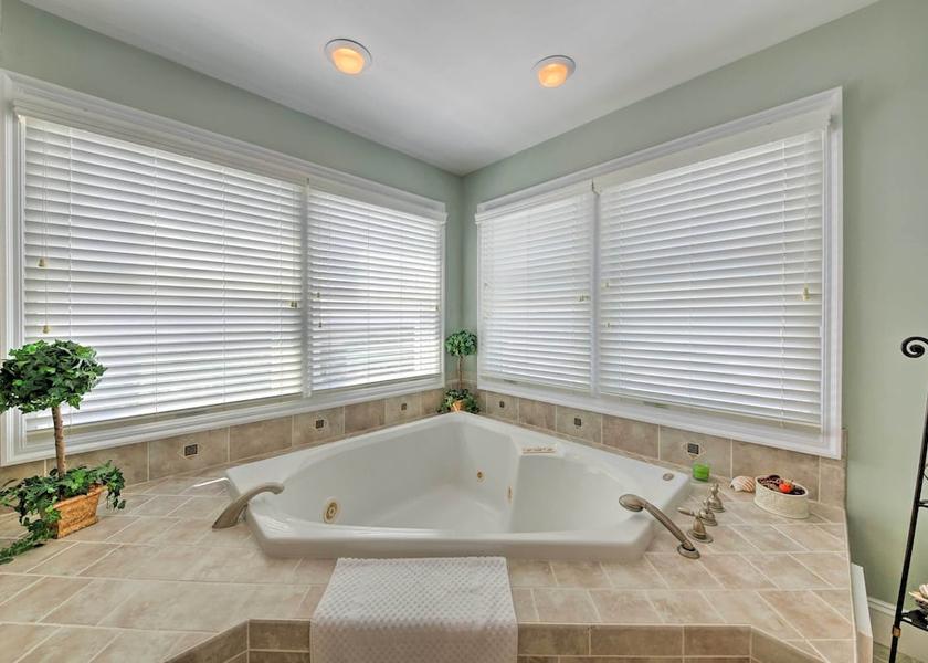 North Carolina Manteo Interior Entrance