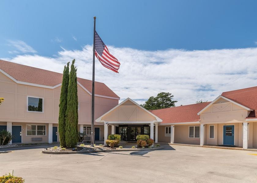North Carolina Manteo Exterior Detail