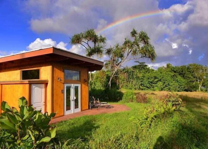 Hawaii Pahoa Exterior Detail