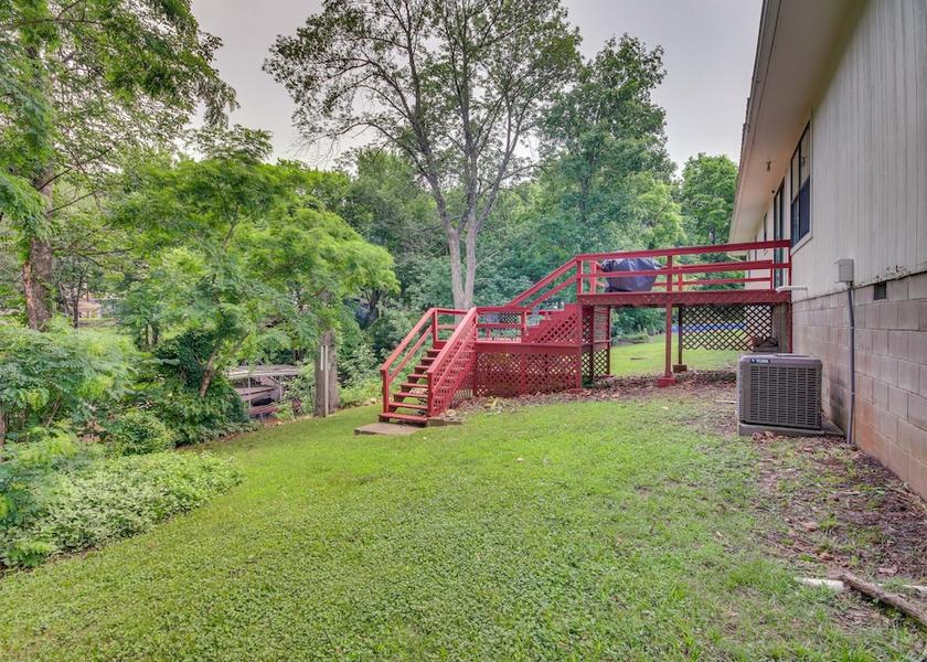 Oklahoma Grove Interior Entrance