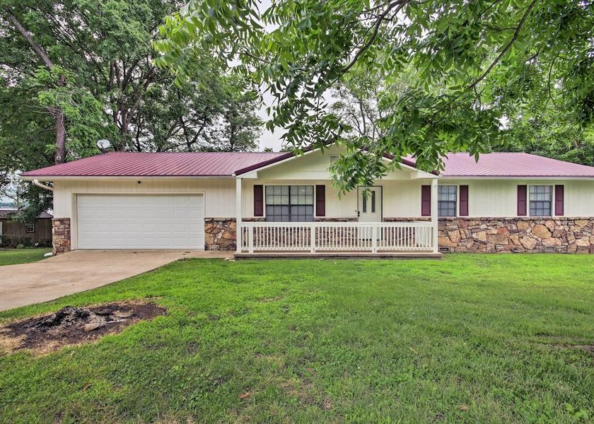 Oklahoma Grove Primary image