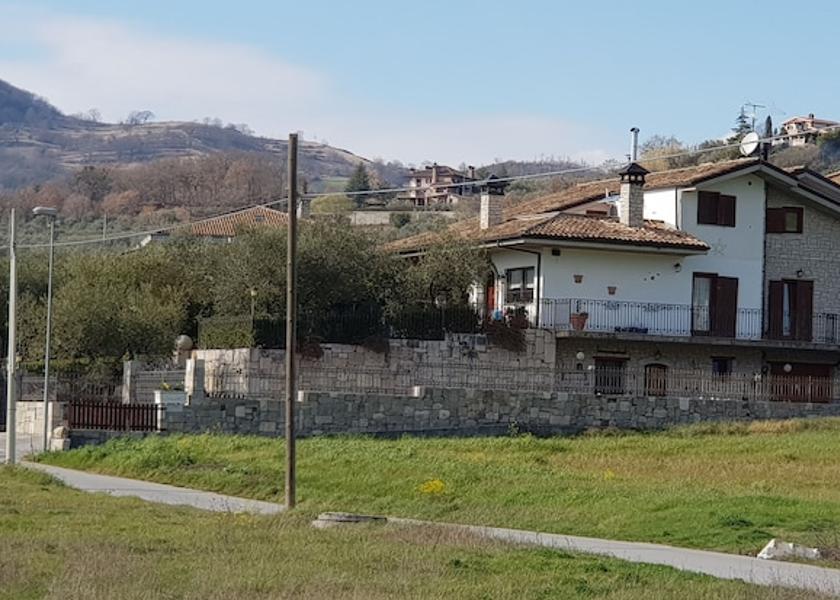 Molise Isernia Exterior Detail
