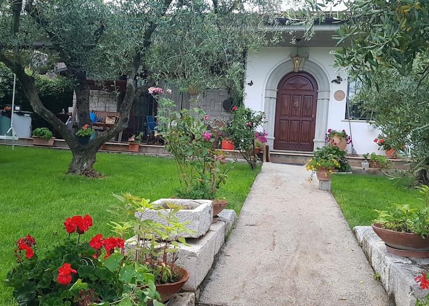 Molise Isernia Entrance
