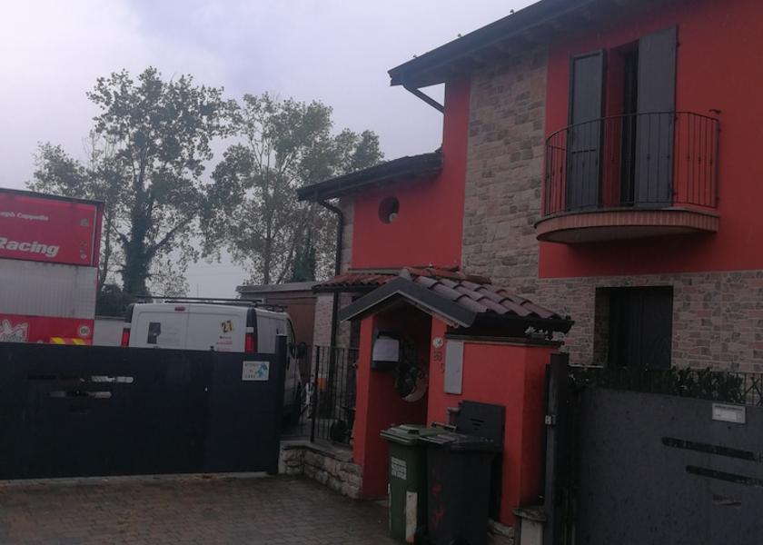 Lombardy Mediglia Exterior Detail