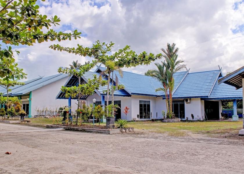  Palangkaraya Exterior Detail