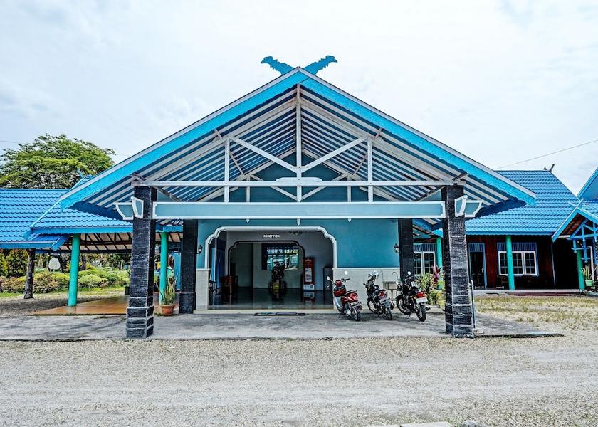  Palangkaraya Facade