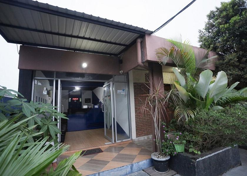 Palangkaraya Entrance