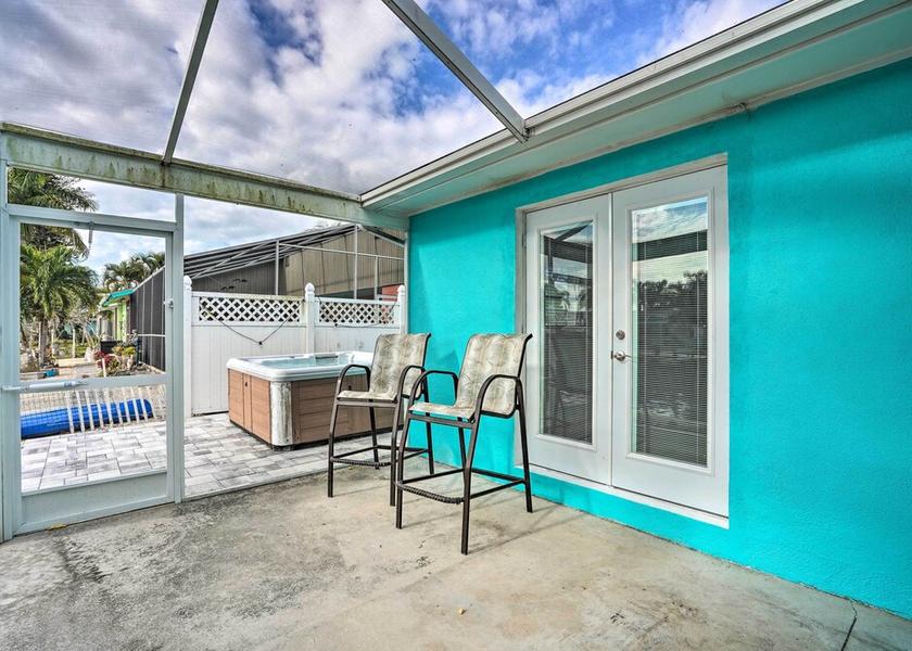 Florida Matlacha Interior Entrance