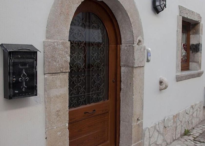 Abruzzo Alfedena Exterior Detail
