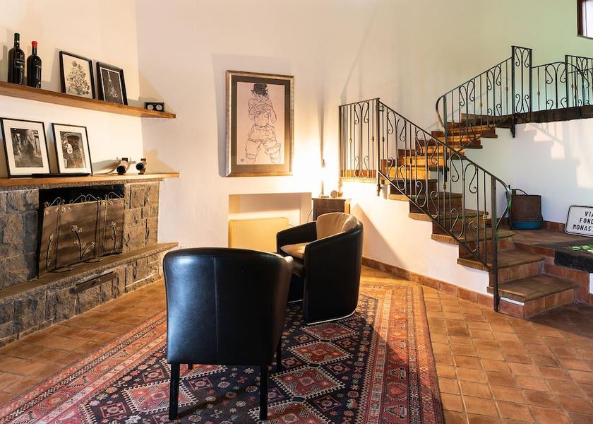 Sicily Pedara Interior Entrance