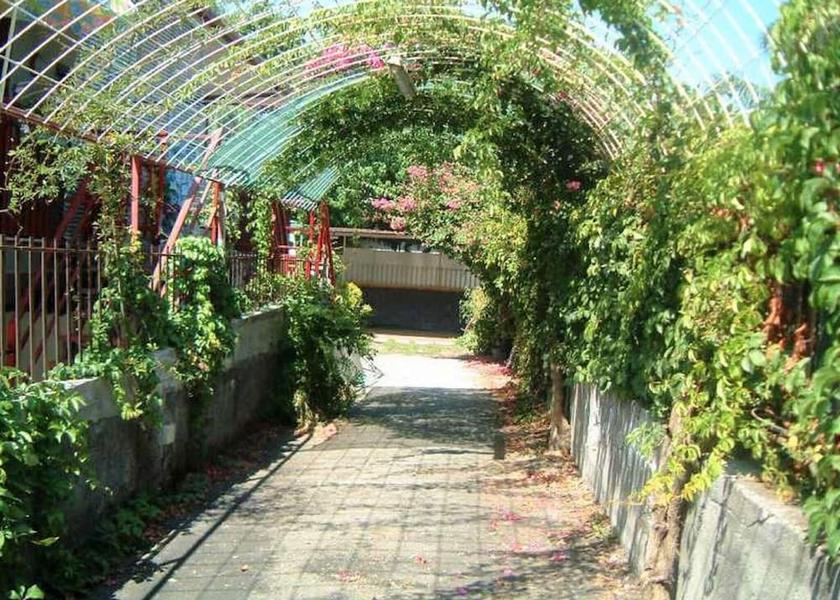 Sicily Mascali Garden