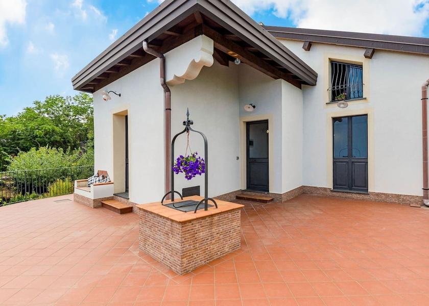 Sicily Mascali Exterior Detail