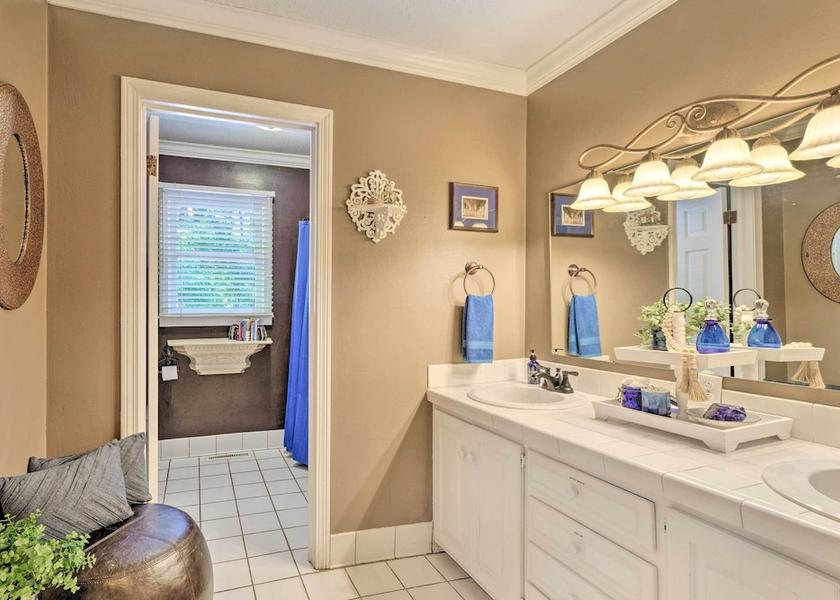 North Carolina Dobson Interior Entrance