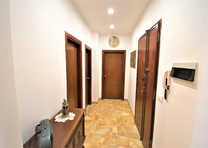 Tuscany Camaiore Interior Entrance