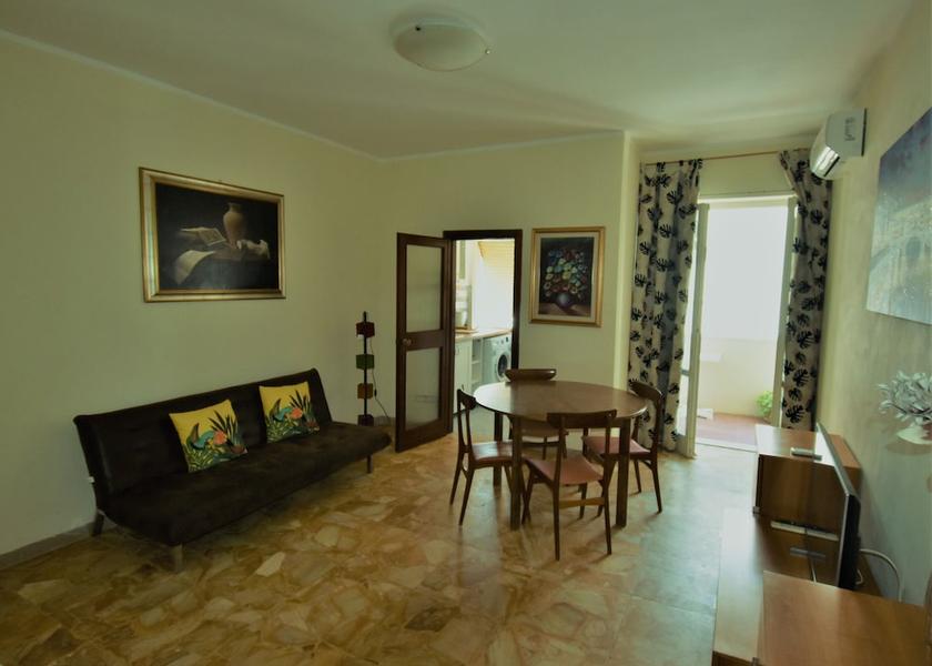 Tuscany Camaiore Interior Entrance