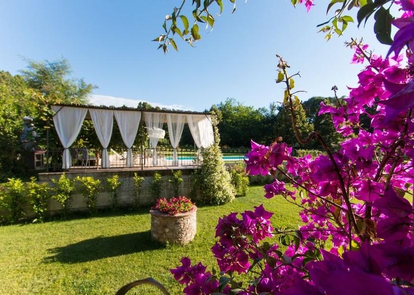 Tuscany Camaiore Property Grounds