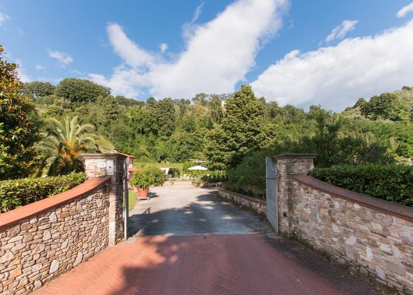 Tuscany Camaiore Property Grounds