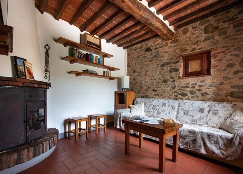 Tuscany Camaiore Living Area