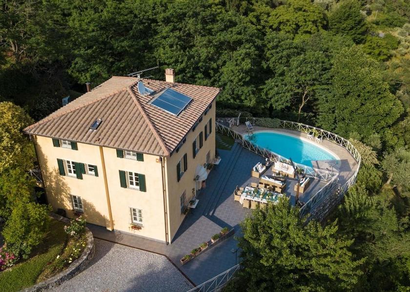 Tuscany Camaiore Exterior Detail