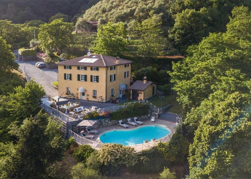 Tuscany Camaiore Exterior Detail