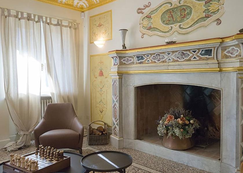Tuscany Massa Lobby