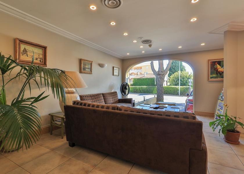 Var Sainte-Maxime Lobby